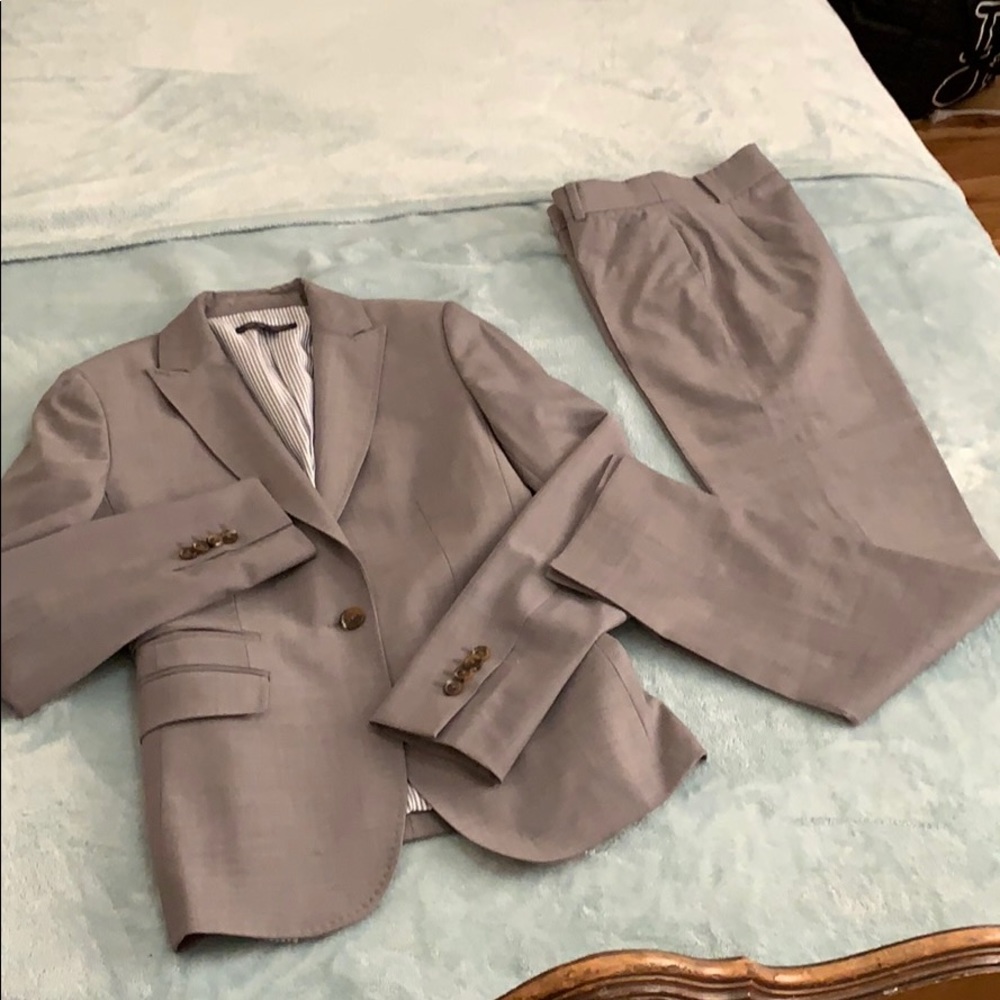Brooks Brothers Classic fit Suit